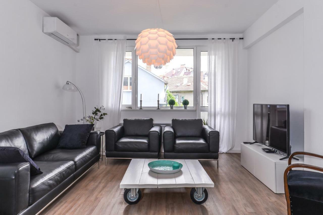 66 Apartment - Stylish Two Bedroom In Lozenets District By Flat Mаnager Sofia Exterior photo